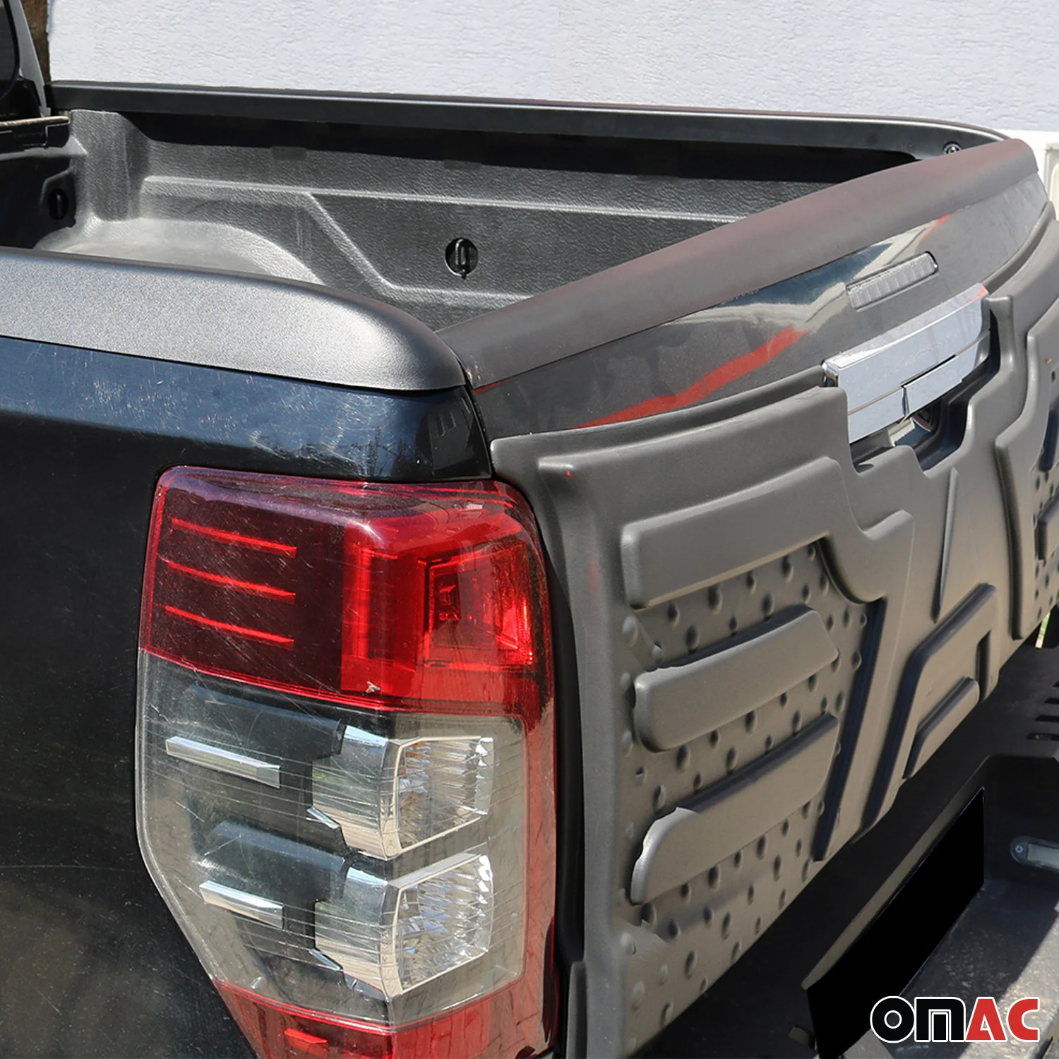 Heckklappenschutz Schutzleiste für Mitsubishi L200 2019-2026 ABS Schwarz - Image 3